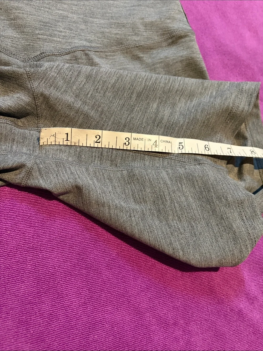 🩶 Nike DRI-FIT Women's Heather Gray High-Rise Bike Shorts 7” Inseam Size Medium